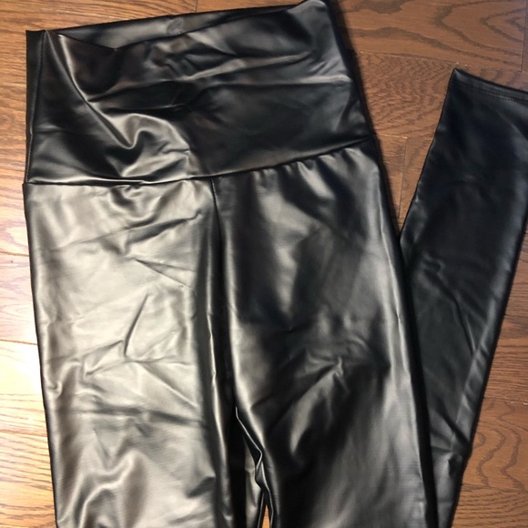 Silvericing Cherish black Cruise controls leggings - Picture 1 of 3